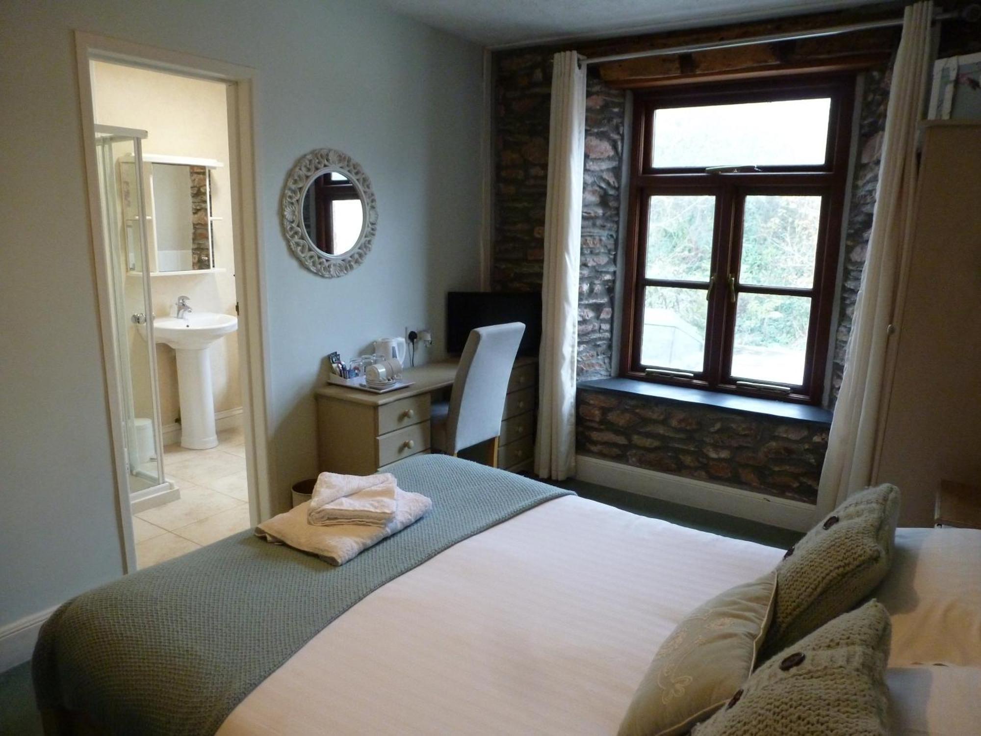 The Liscawn Hotel Crafthole Room photo